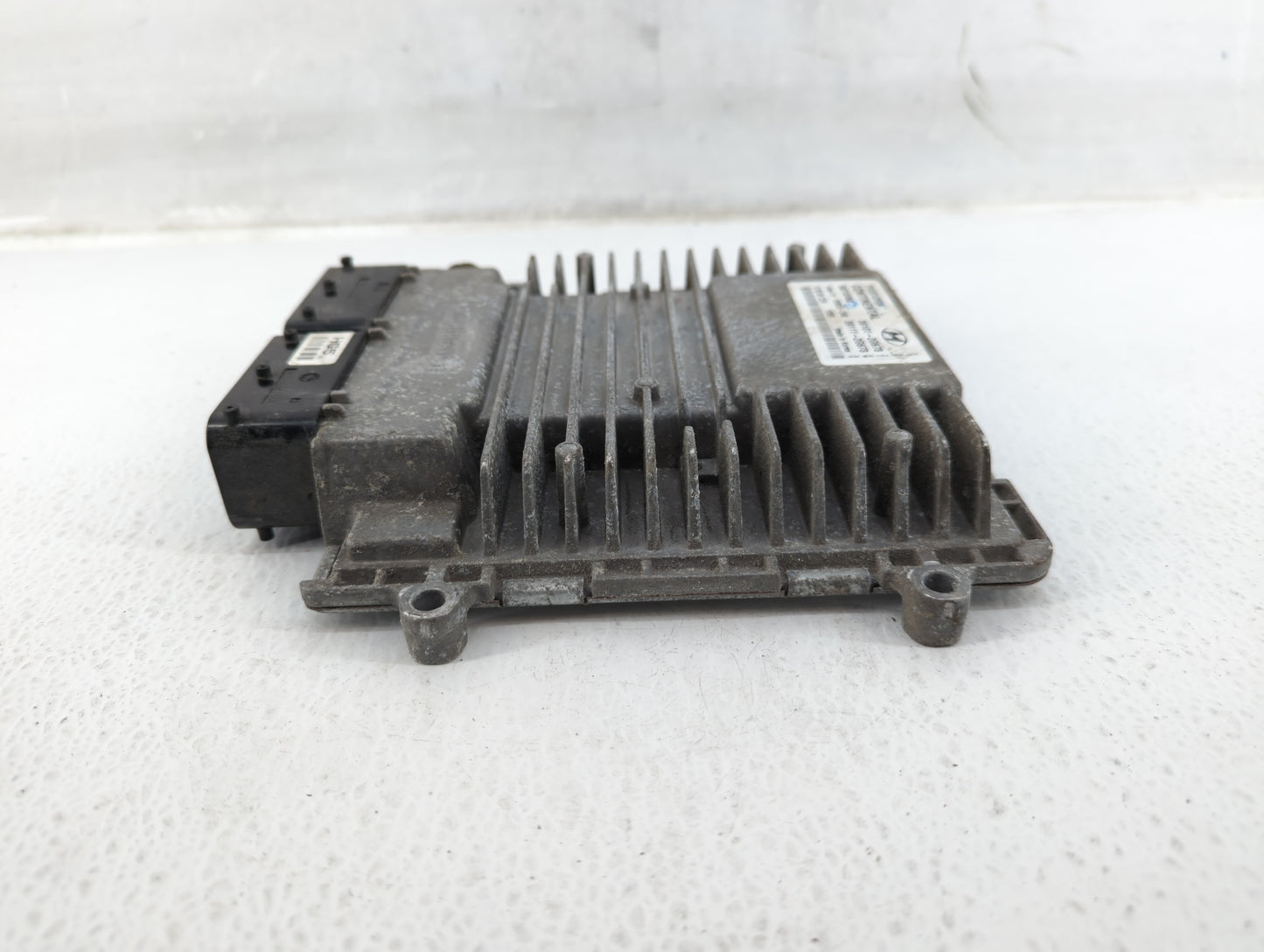 2011-2014 Hyundai Sonata PCM Engine Control Computer ECU ECM PCU OEM P/N:39101-2G693 Fits Fits 2011 2012 2013 2014 OEM Used 