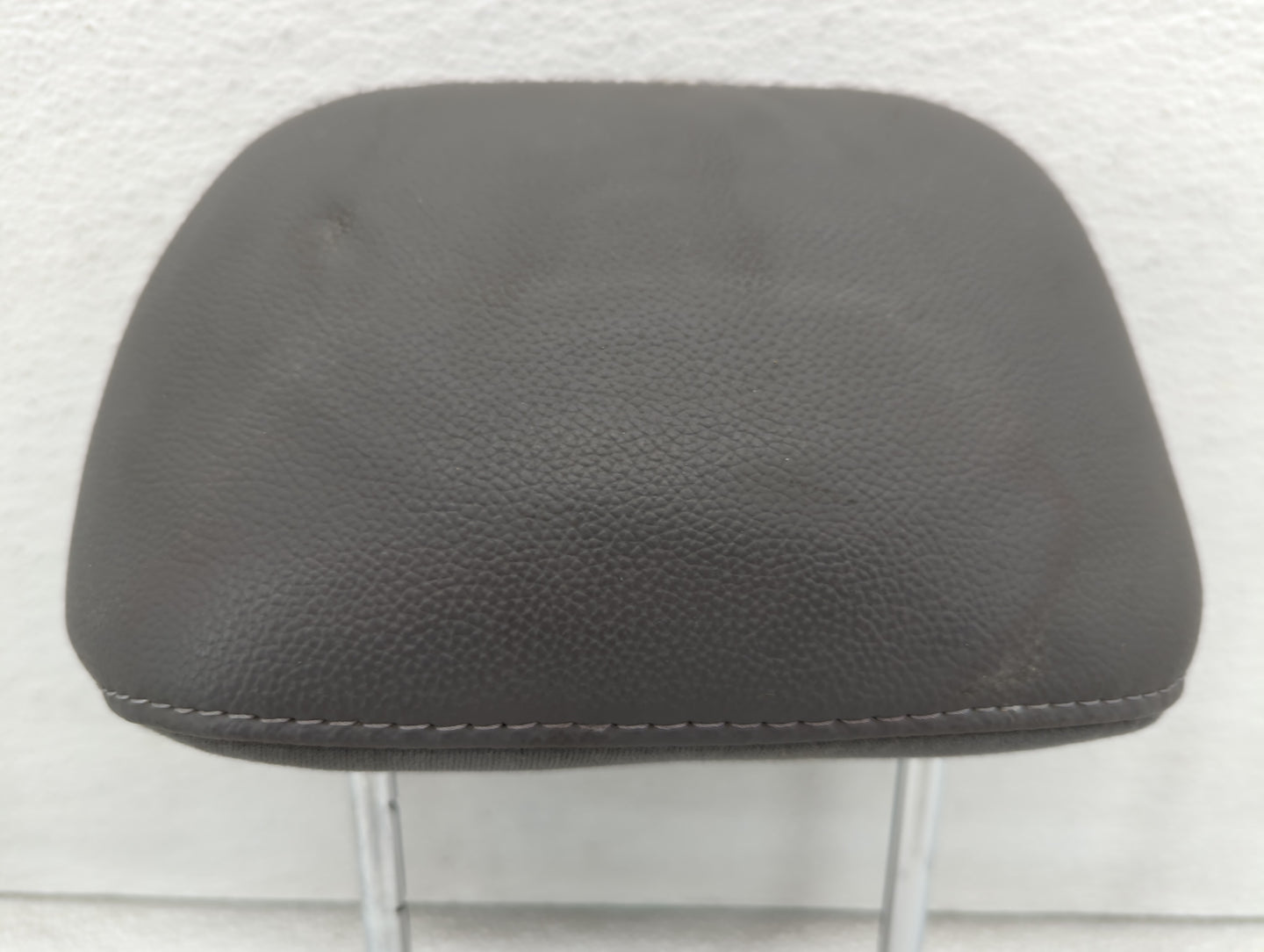 2013-2014 Hyundai Sonata Headrest Head Rest Front Driver Passenger Seat - Oemusedautoparts1.com