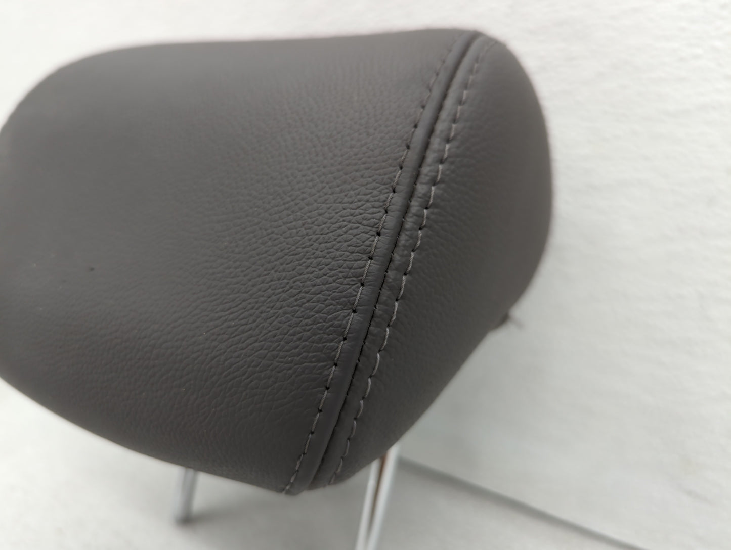 2013-2014 Hyundai Sonata Headrest Head Rest Front Driver Passenger Seat - Oemusedautoparts1.com