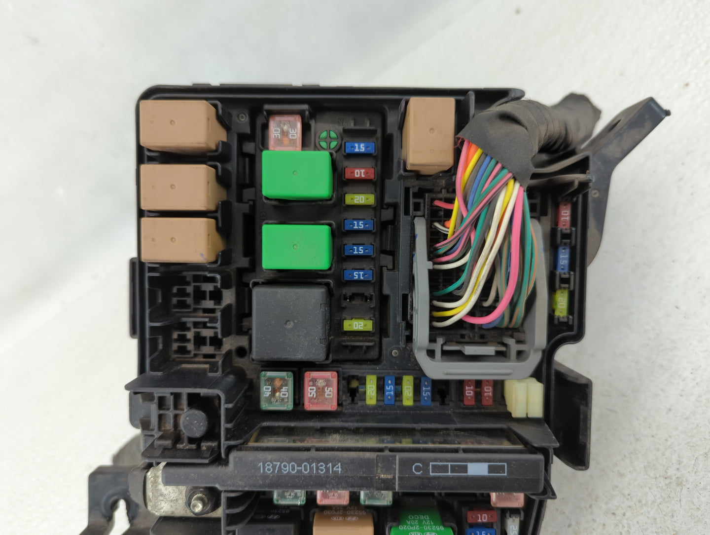 2011-2014 Hyundai Sonata Fusebox Fuse Box Panel Relay Module P/N:91950-3S741 Fits Fits 2011 2012 2013 2014 OEM Used Auto Par