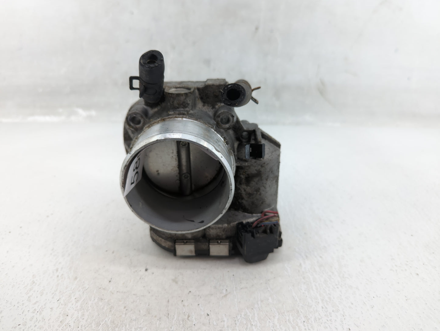 2011-2014 Hyundai Sonata Throttle Body P/N:35100-2G700 Fits Fits 2011 2012 2013 2014 2015 2016 OEM Used Auto Parts - Oemused