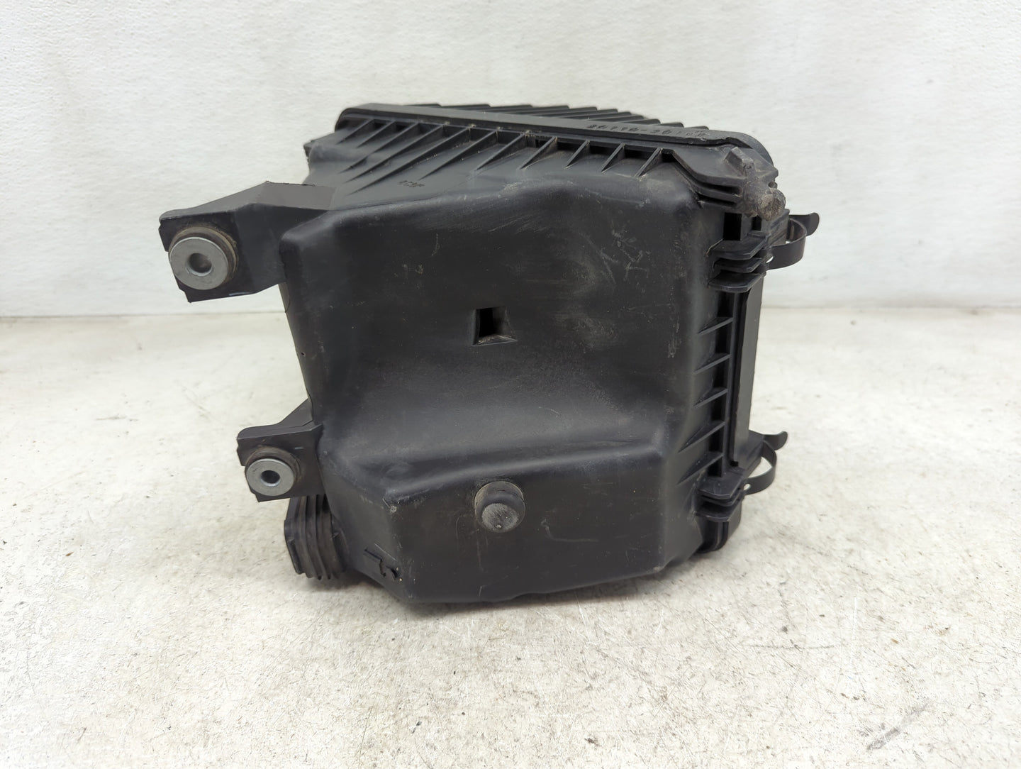 2011-2014 Hyundai Sonata Air Cleaner Intake-duct Hose Tube - Oemusedautoparts1.com