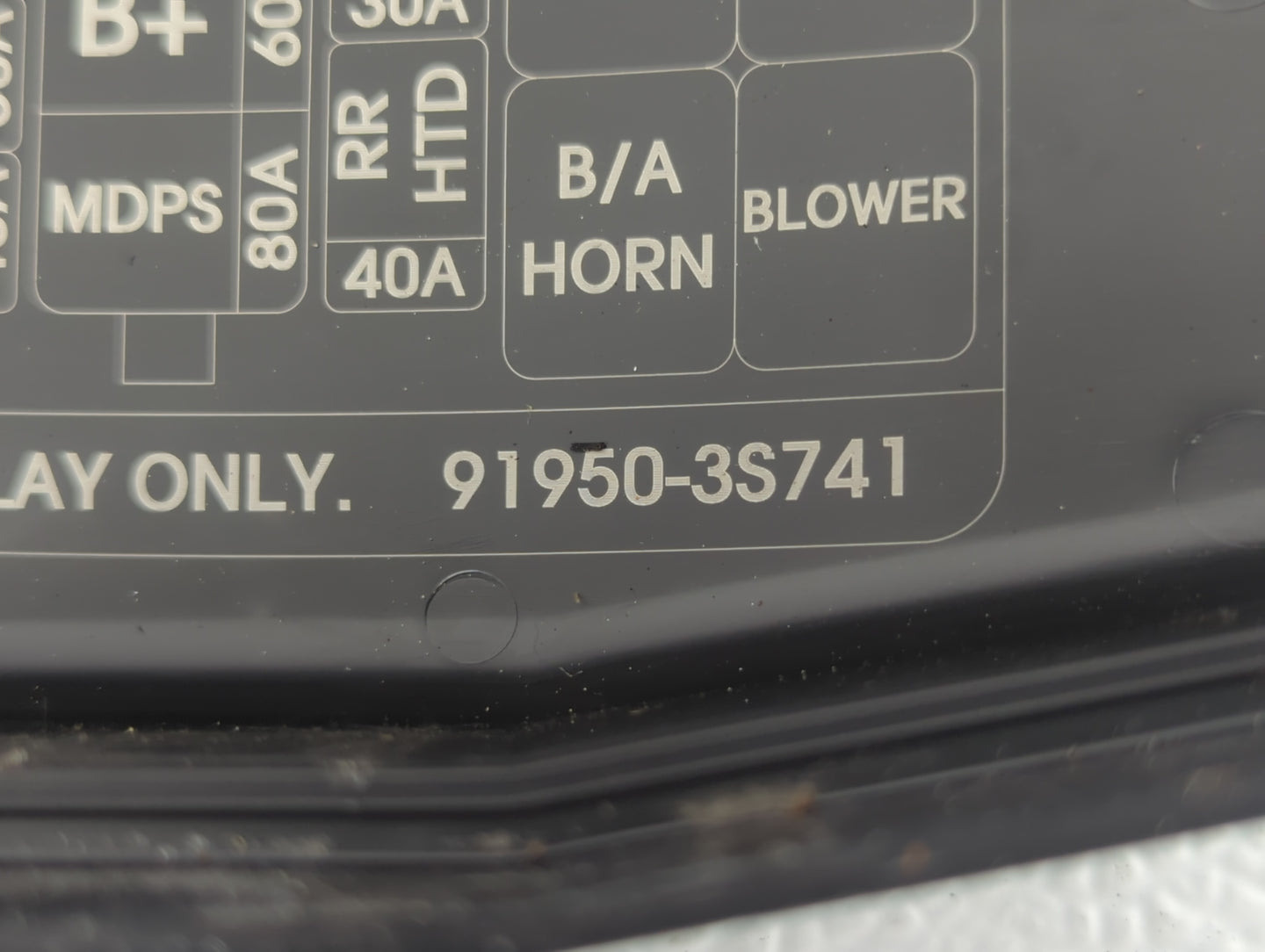 2011-2014 Hyundai Sonata Fusebox Fuse Box Panel Relay Module P/N:91950-3S741 Fits Fits 2011 2012 2013 2014 OEM Used Auto Par
