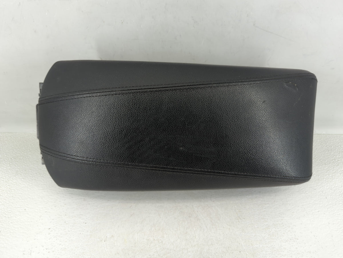 2014 Hyundai Sonata Center Console Armrest Cover Lid Black 611768 - Oemusedautoparts1.com