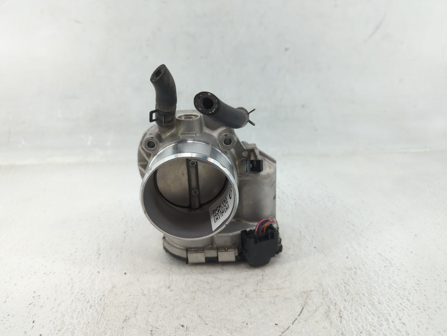 2011-2014 Hyundai Sonata Throttle Body P/N:351000-2G700 Fits Fits 2011 2012 2013 2014 2015 2016 OEM Used Auto Parts - Oemuse