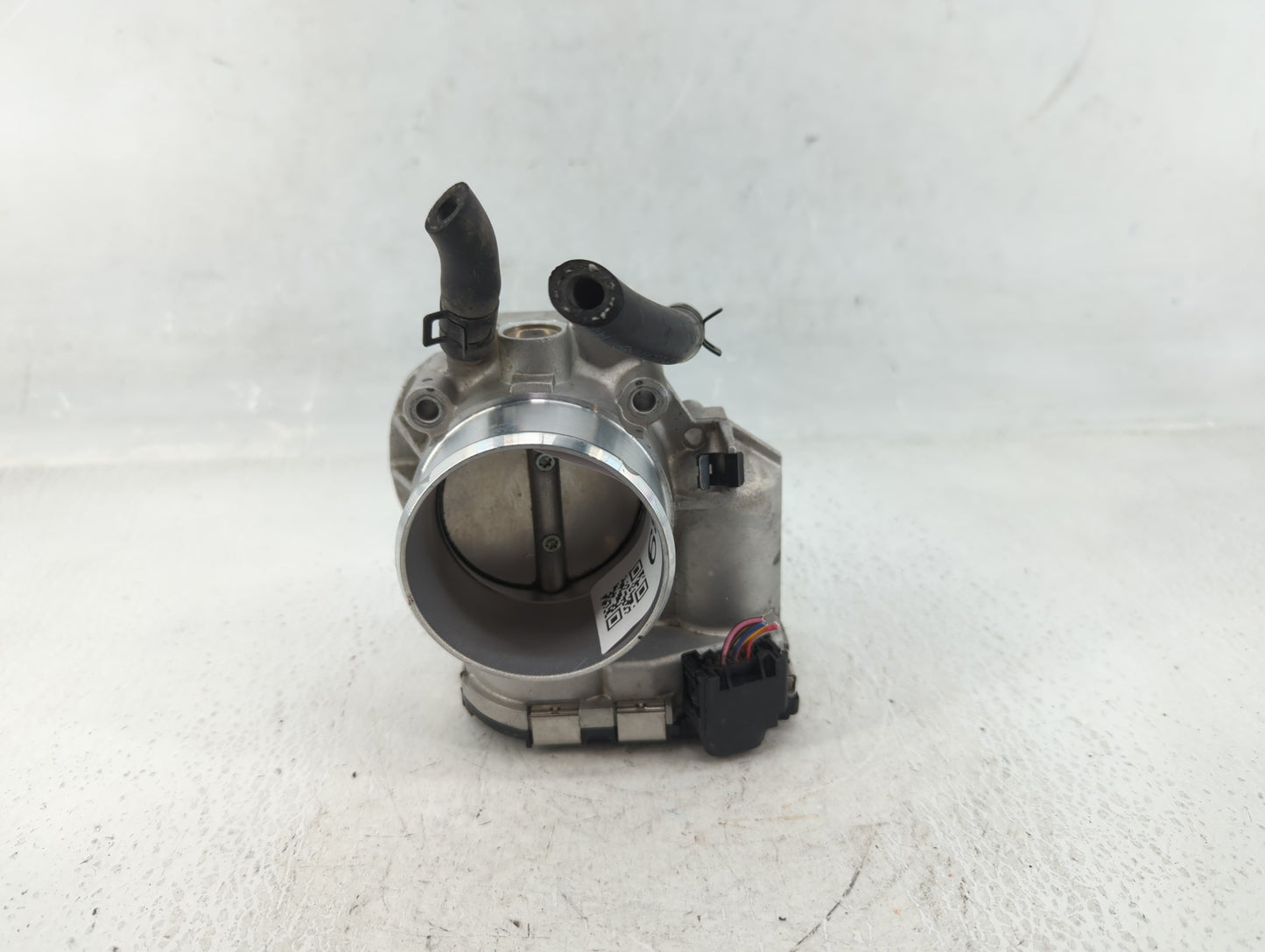2011-2014 Hyundai Sonata Throttle Body P/N:351000-2G700 Fits Fits 2011 2012 2013 2014 2015 2016 OEM Used Auto Parts - Oemuse