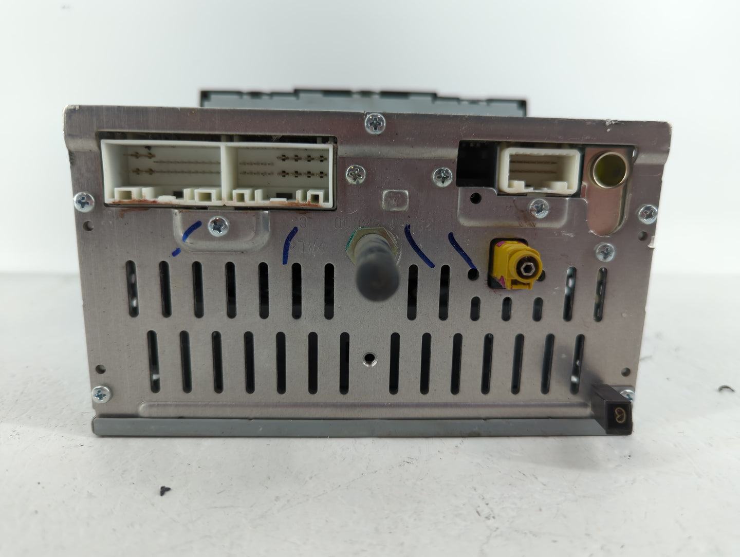2013-2014 Hyundai Sonata Am Fm Cd Player Radio Receiver - Oemusedautoparts1.com
