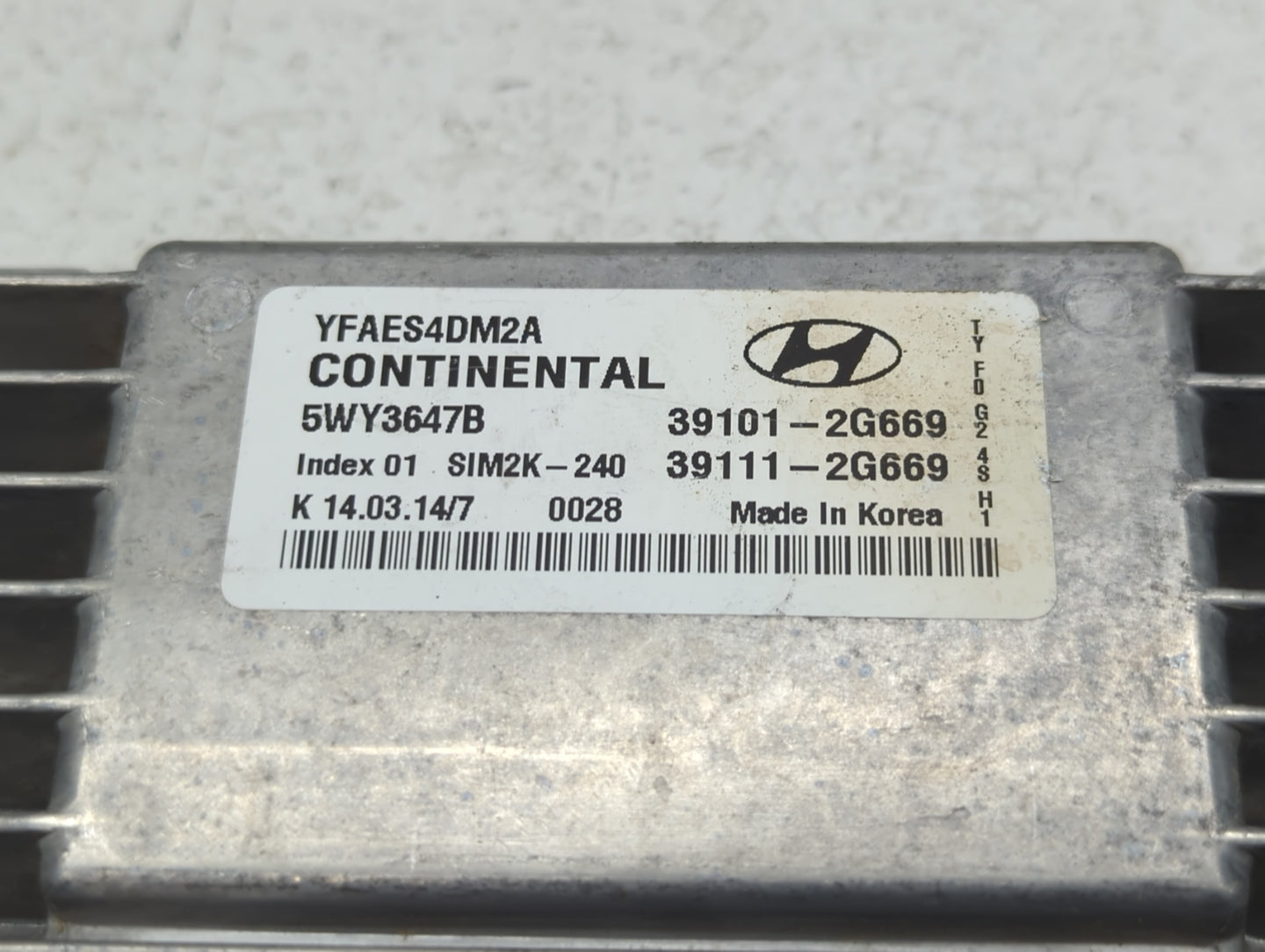2011-2014 Hyundai Sonata PCM Engine Control Computer ECU ECM PCU OEM P/N:39111-2G669 39101-2G669 Fits Fits 2011 2012 2013 20