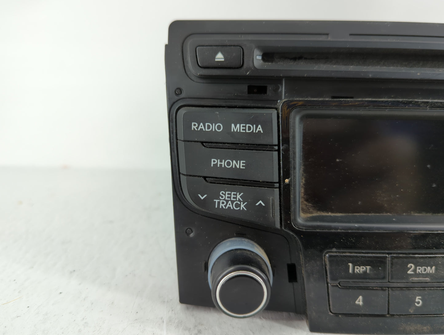 2013-2014 Hyundai Sonata Am Fm Cd Player Radio Receiver - Oemusedautoparts1.com