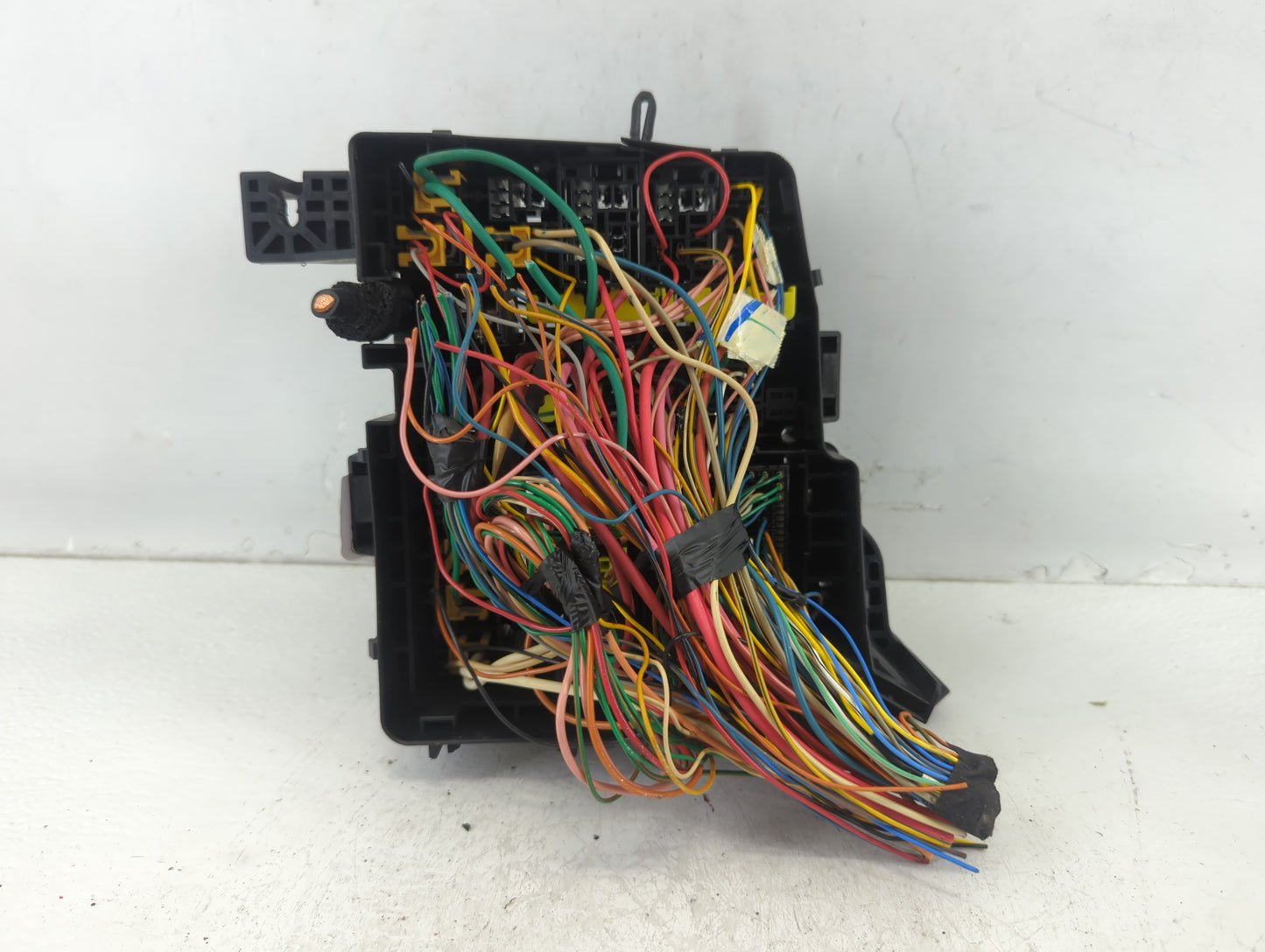 2011-2014 Hyundai Sonata Fusebox Fuse Box Panel Relay Module P/N:91950-3S712 Fits Fits 2011 2012 2013 2014 OEM Used Auto Par