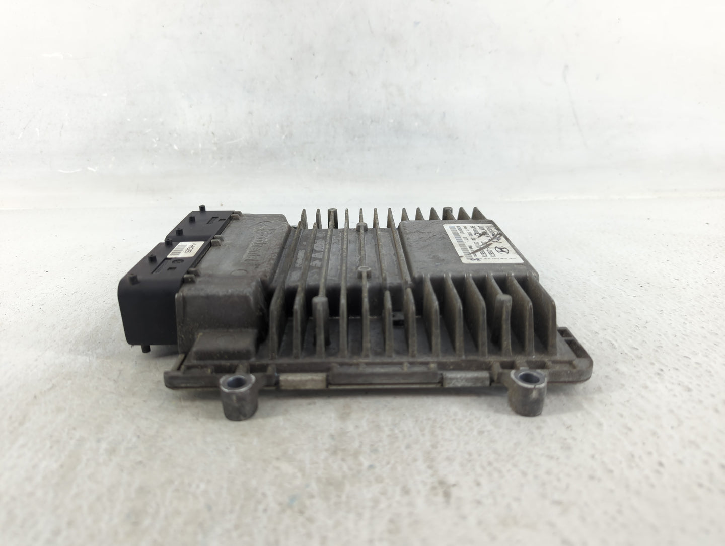 2011-2014 Hyundai Sonata PCM Engine Control Computer ECU ECM PCU OEM P/N:39101-2G673 Fits Fits 2011 2012 2013 2014 OEM Used 