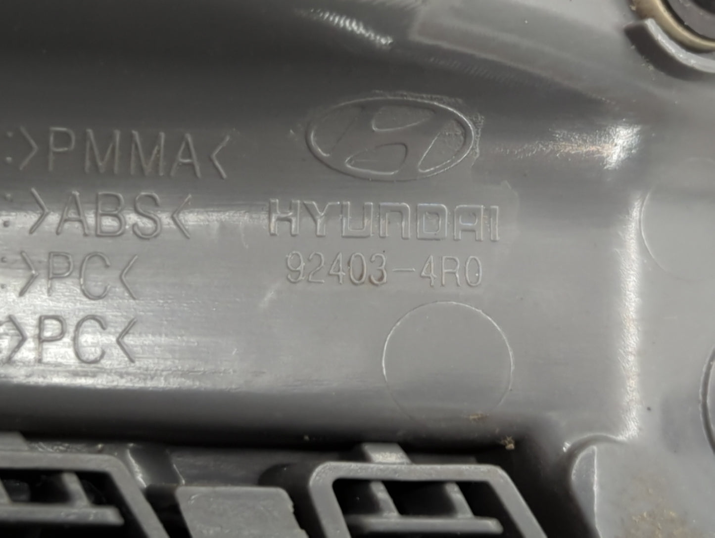 2011-2014 Hyundai Sonata Tail Light Assembly Passenger Right OEM P/N:92403-4R0 Fits Fits 2011 2012 2013 2014 OEM Used Auto P