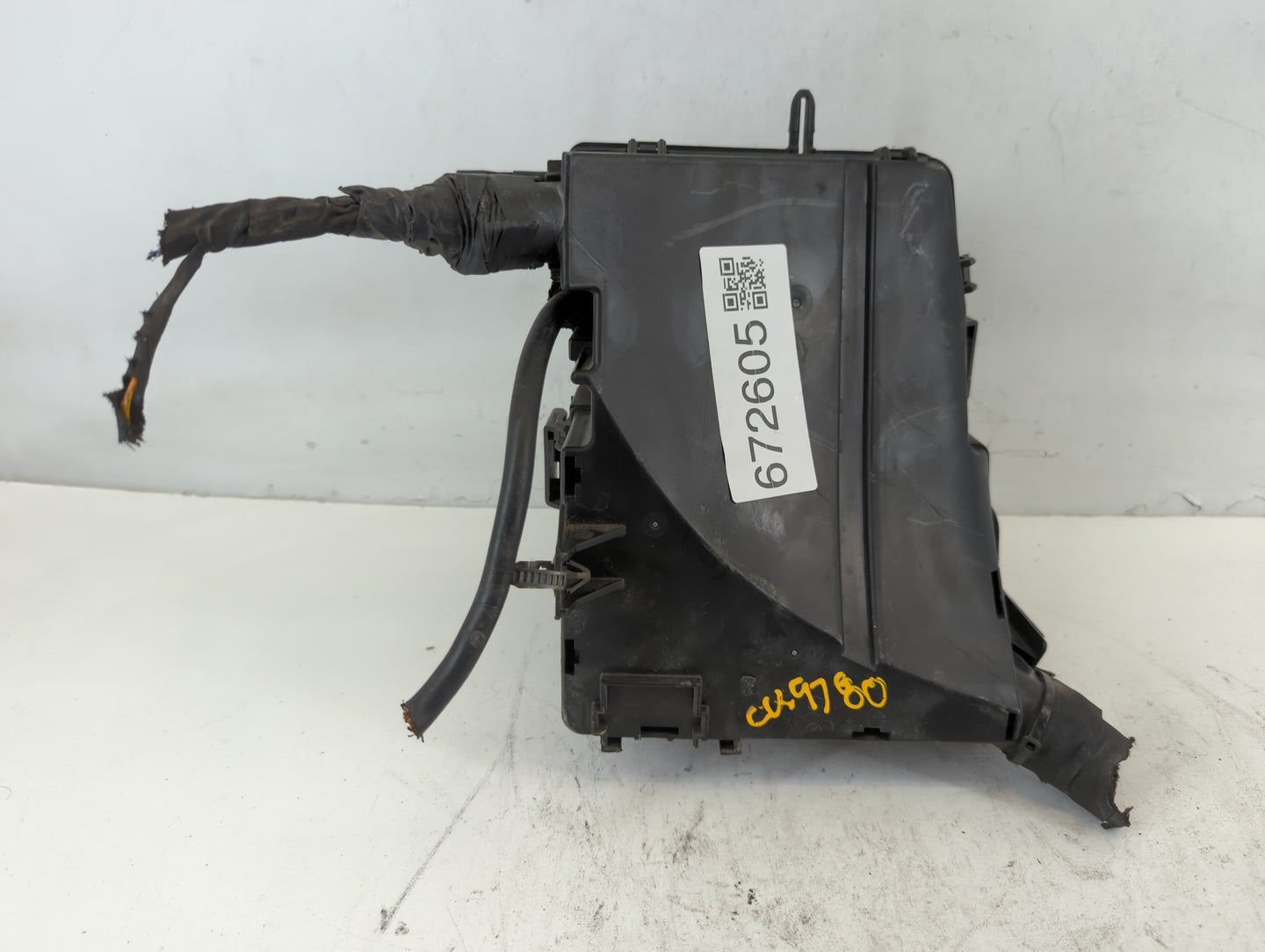 2011-2014 Hyundai Sonata Fusebox Fuse Box Panel Relay Module P/N:91950-3S712 Fits Fits 2011 2012 2013 2014 OEM Used Auto Par