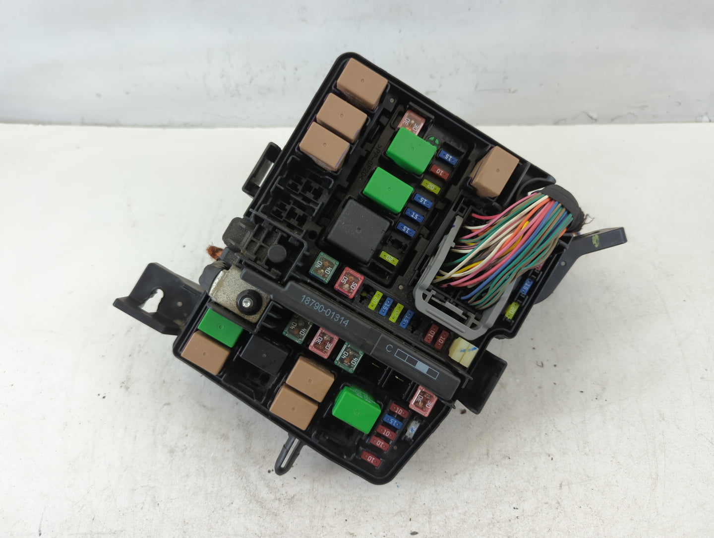 2011-2014 Hyundai Sonata Fusebox Fuse Box Panel Relay Module P/N:91950-3S741 Fits Fits 2011 2012 2013 2014 OEM Used Auto Par