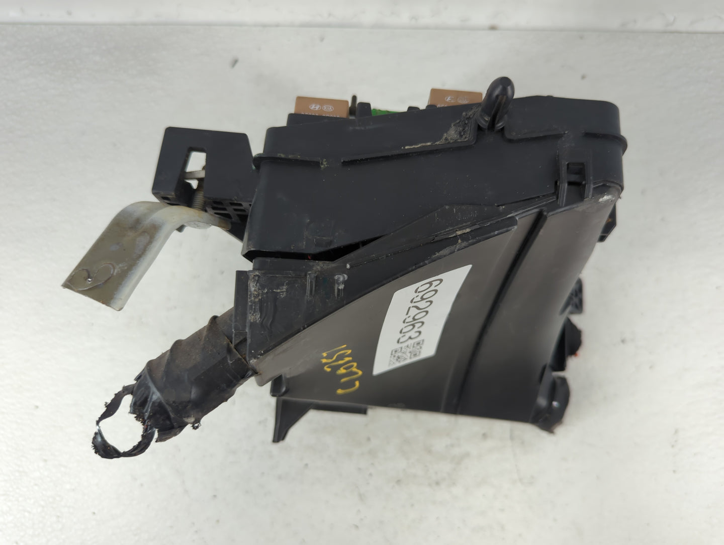 2011-2014 Hyundai Sonata Fusebox Fuse Box Panel Relay Module P/N:VS9175703Q020YC Fits Fits 2011 2012 2013 2014 OEM Used Auto