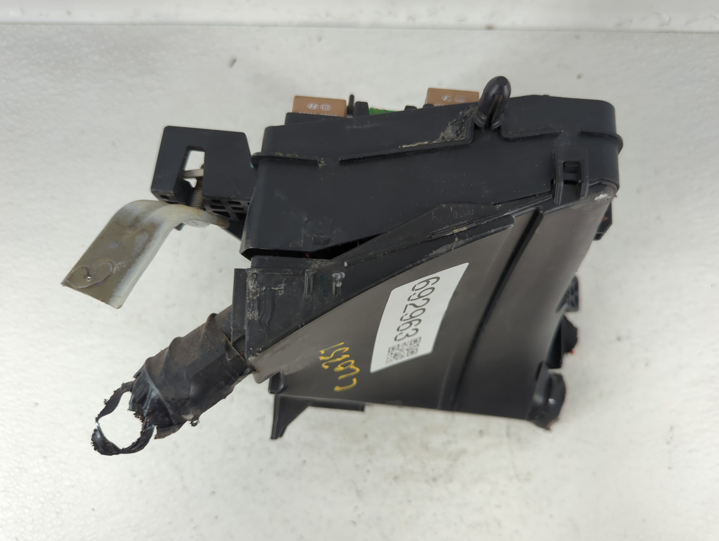 2011-2014 Hyundai Sonata Fusebox Fuse Box Panel Relay Module P/N:VS9175703Q020YC Fits Fits 2011 2012 2013 2014 OEM Used Auto