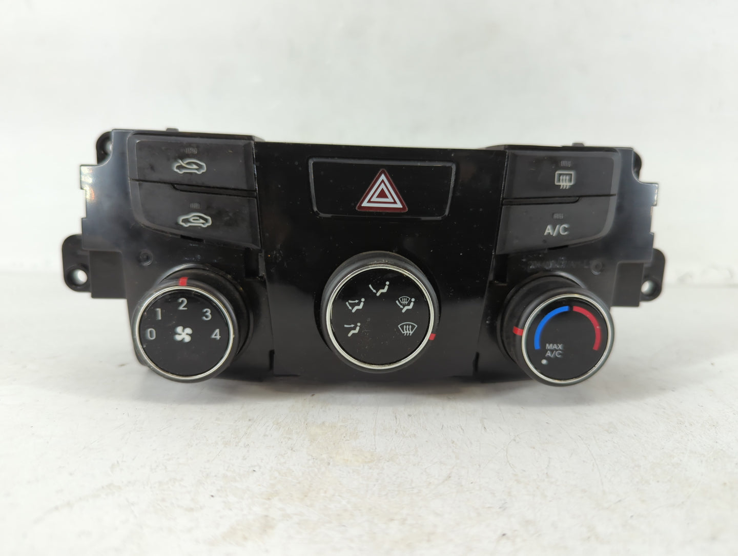 2014 Hyundai Sonata Climate Control Module Temperature AC/Heater Replacement P/N:97250-3Q030 Fits OEM Used Auto Parts - Oemu