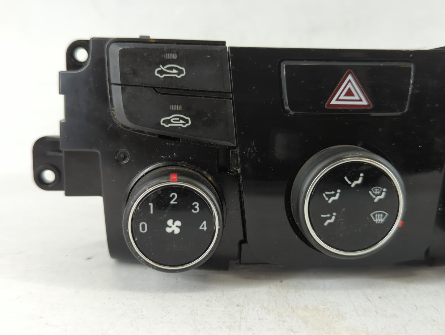2014 Hyundai Sonata Climate Control Module Temperature AC/Heater Replacement P/N:97250-3Q030 Fits OEM Used Auto Parts - Oemu