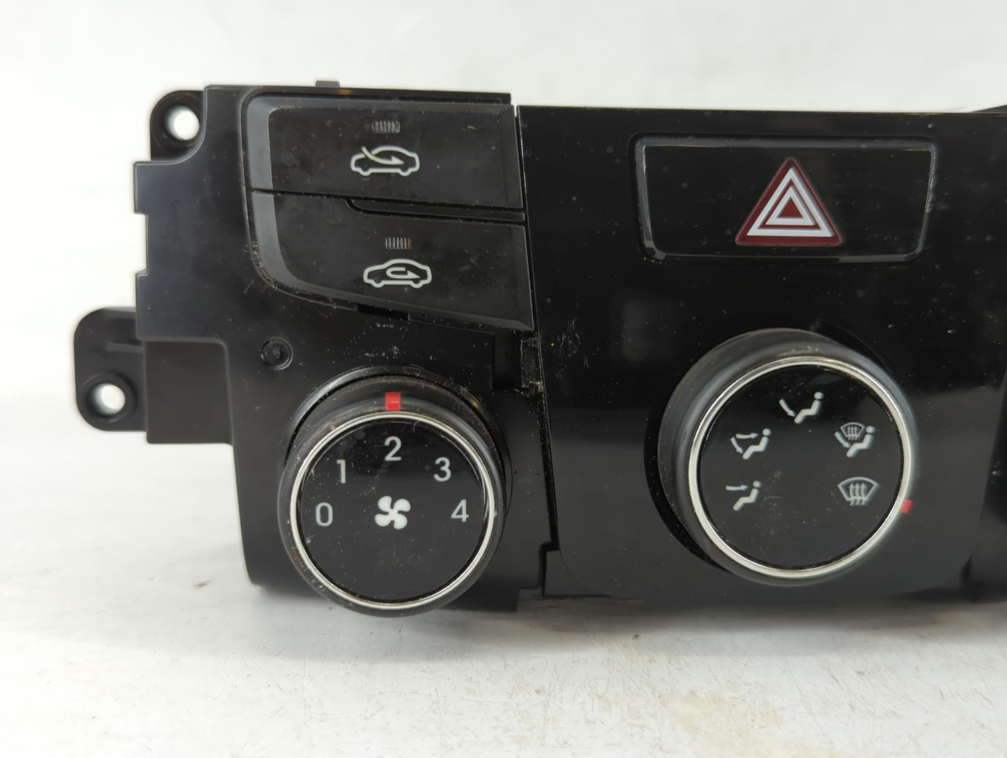 2014 Hyundai Sonata Climate Control Module Temperature AC/Heater Replacement P/N:97250-3Q030 Fits OEM Used Auto Parts - Oemu