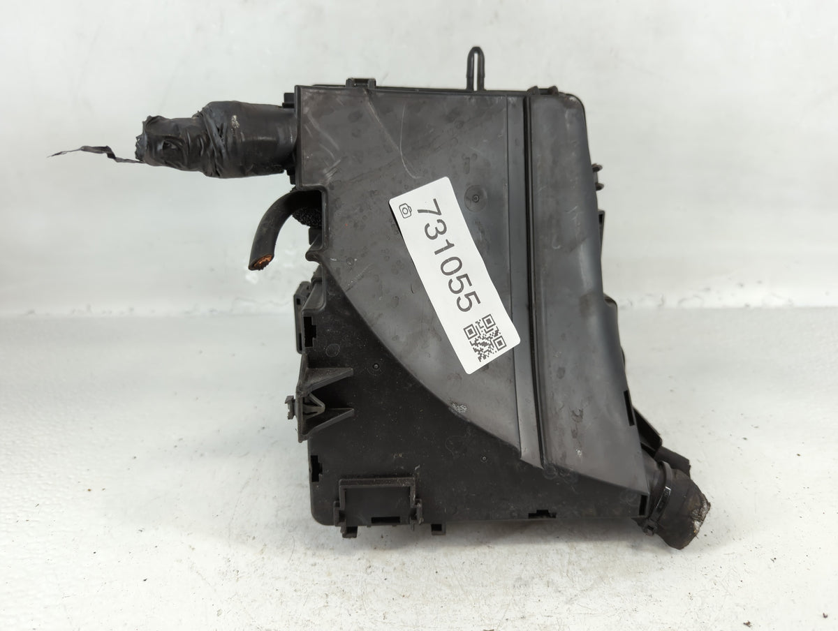 2011-2014 Hyundai Sonata Fusebox Fuse Box Panel Relay Module P/N:91950-3S712 Fits Fits 2011 2012 2013 2014 OEM Used Auto Par