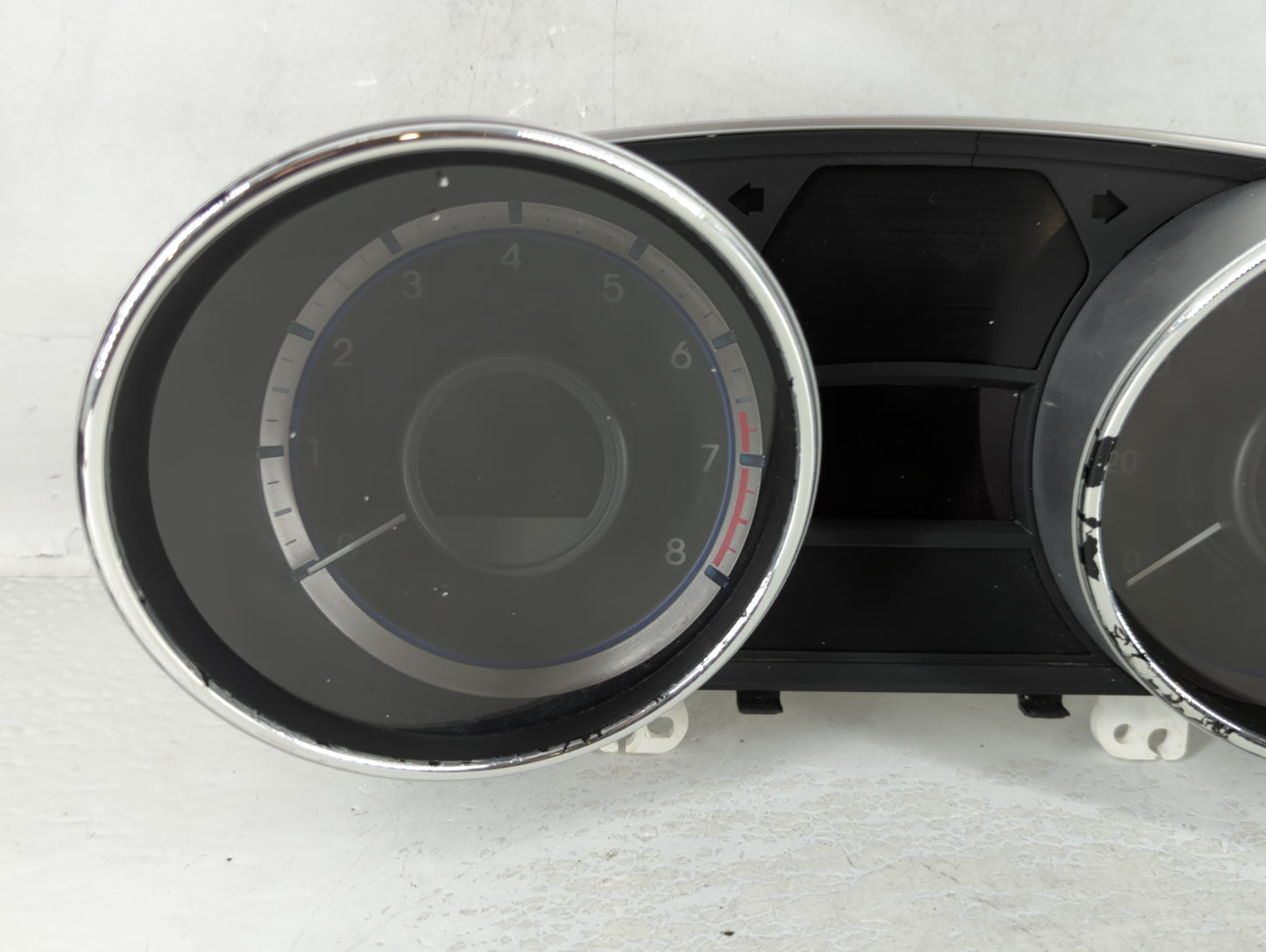 2011-2014 Hyundai Sonata Instrument Cluster Speedometer Gauges P/N:94001-3Q015 Fits Fits 2011 2012 2013 2014 OEM Used Auto P