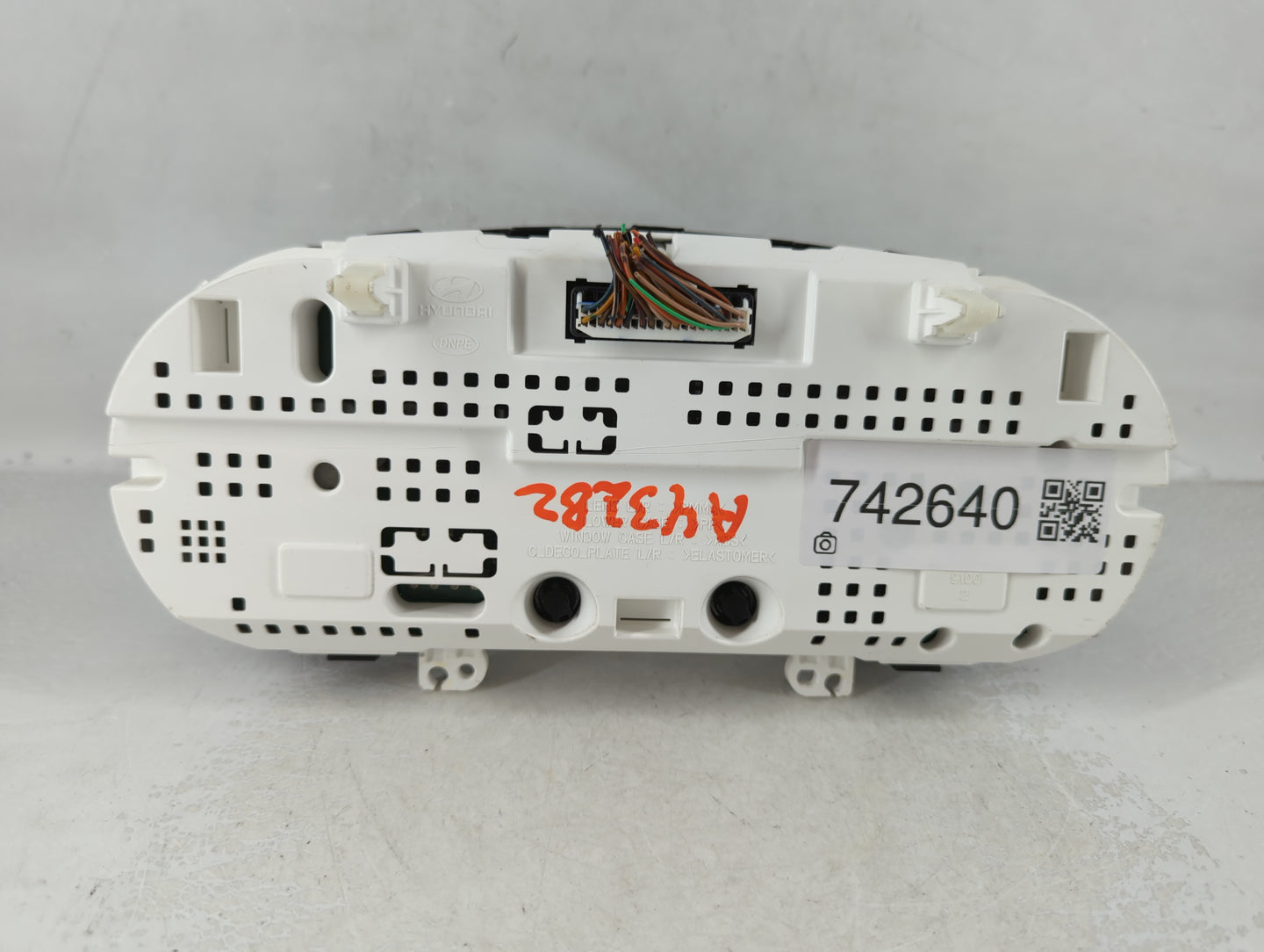 2011-2014 Hyundai Sonata Instrument Cluster Speedometer Gauges P/N:94001-3Q015 Fits Fits 2011 2012 2013 2014 OEM Used Auto P