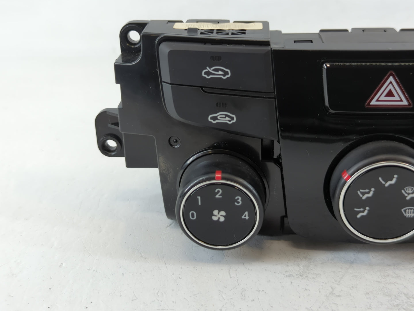 2014 Hyundai Sonata Climate Control Module Temperature AC/Heater Replacement P/N:97250-3Q030 Fits OEM Used Auto Parts - Oemu