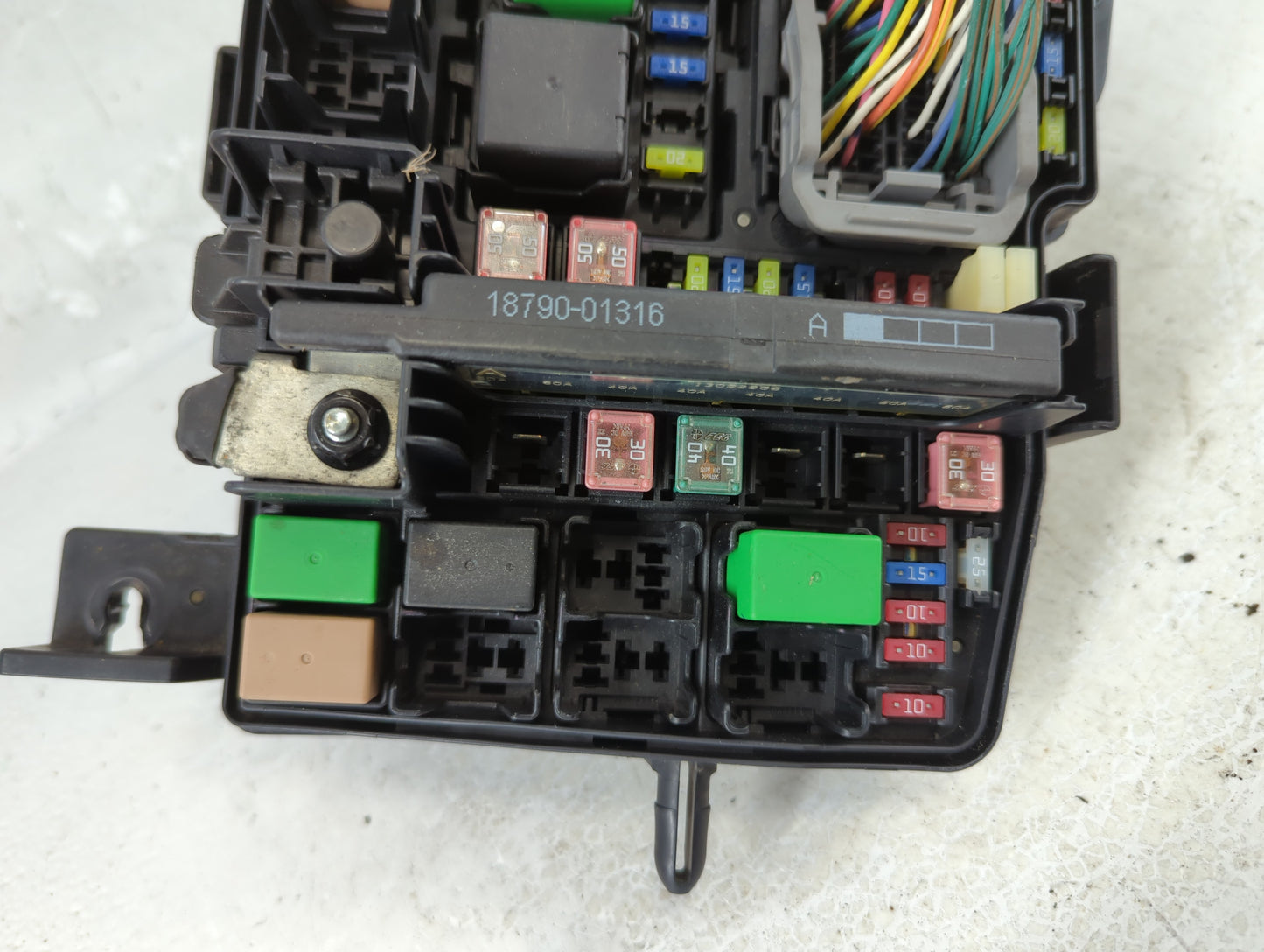 2011-2014 Hyundai Sonata Fusebox Fuse Box Panel Relay Module P/N:91950-3S712 Fits Fits 2011 2012 2013 2014 OEM Used Auto Par