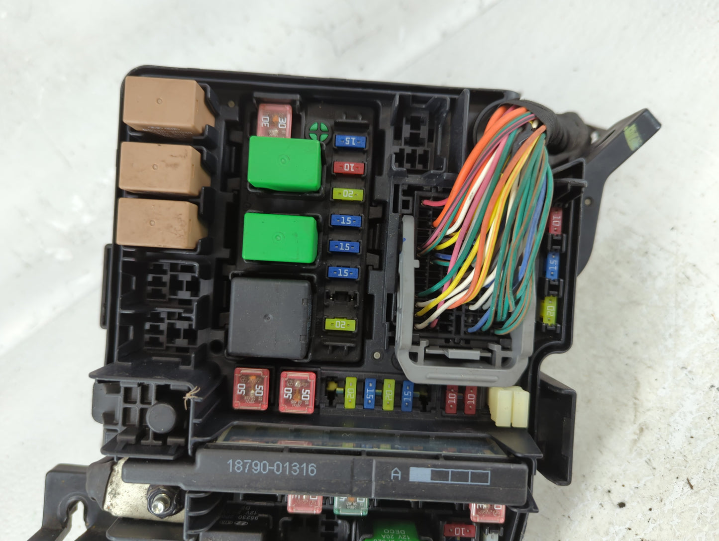 2011-2014 Hyundai Sonata Fusebox Fuse Box Panel Relay Module P/N:91950-3S712 Fits Fits 2011 2012 2013 2014 OEM Used Auto Par
