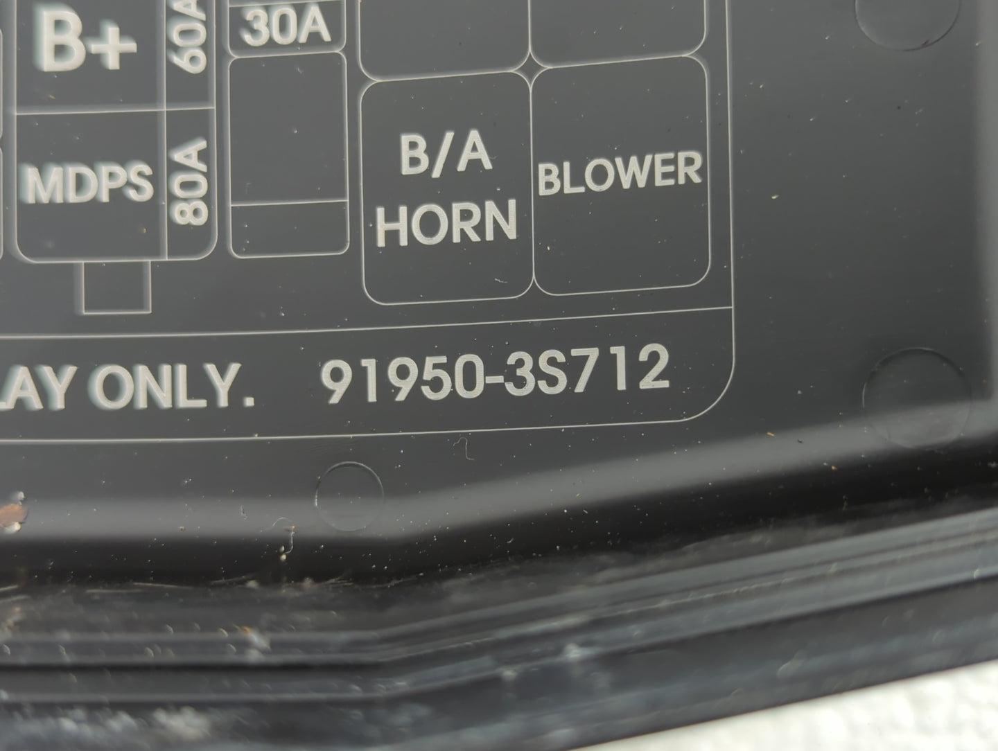 2011-2014 Hyundai Sonata Fusebox Fuse Box Panel Relay Module P/N:91950-3S712 Fits Fits 2011 2012 2013 2014 OEM Used Auto Par