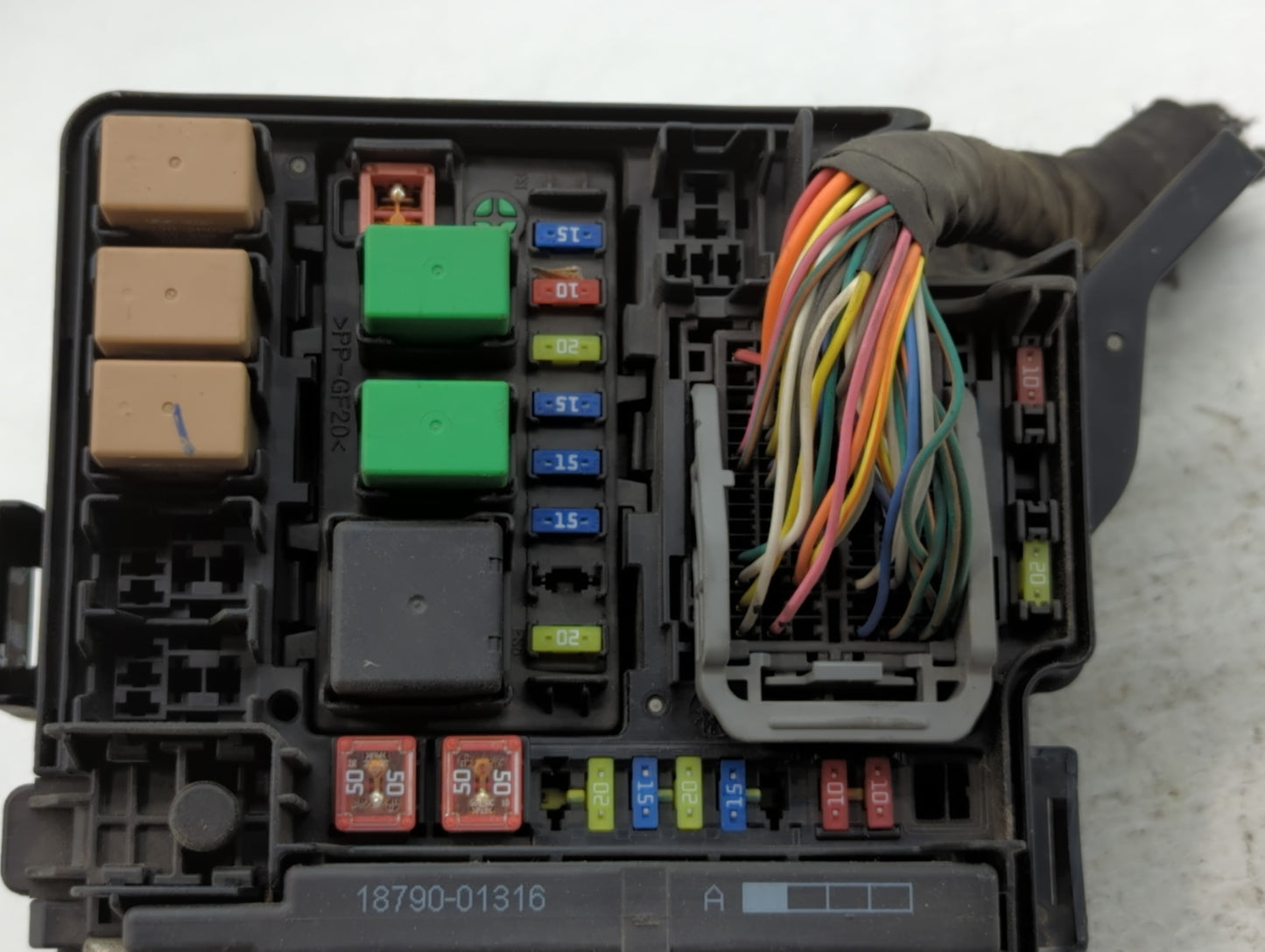 2011-2014 Hyundai Sonata Fusebox Fuse Box Panel Relay Module P/N:VS917503Q070YC Fits Fits 2011 2012 2013 2014 OEM Used Auto 