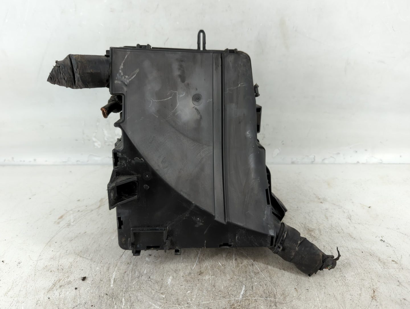 2011-2014 Hyundai Sonata Fusebox Fuse Box Panel Relay Module P/N:91950-3S712 Fits Fits 2011 2012 2013 2014 OEM Used Auto Par