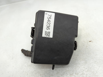 2011-2014 Hyundai Sonata Fusebox Fuse Box Panel Relay Module P/N:VS917503Q070YC Fits Fits 2011 2012 2013 2014 OEM Used Auto 