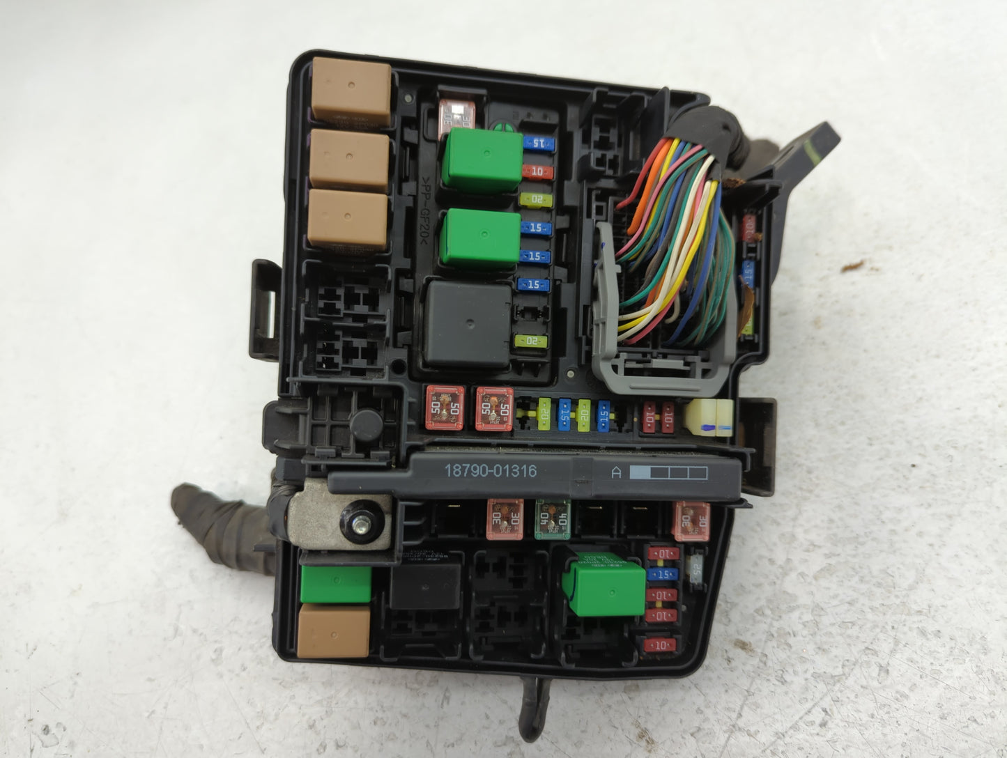 2011-2014 Hyundai Sonata Fusebox Fuse Box Panel Relay Module P/N:VS917503Q070YC Fits Fits 2011 2012 2013 2014 OEM Used Auto 