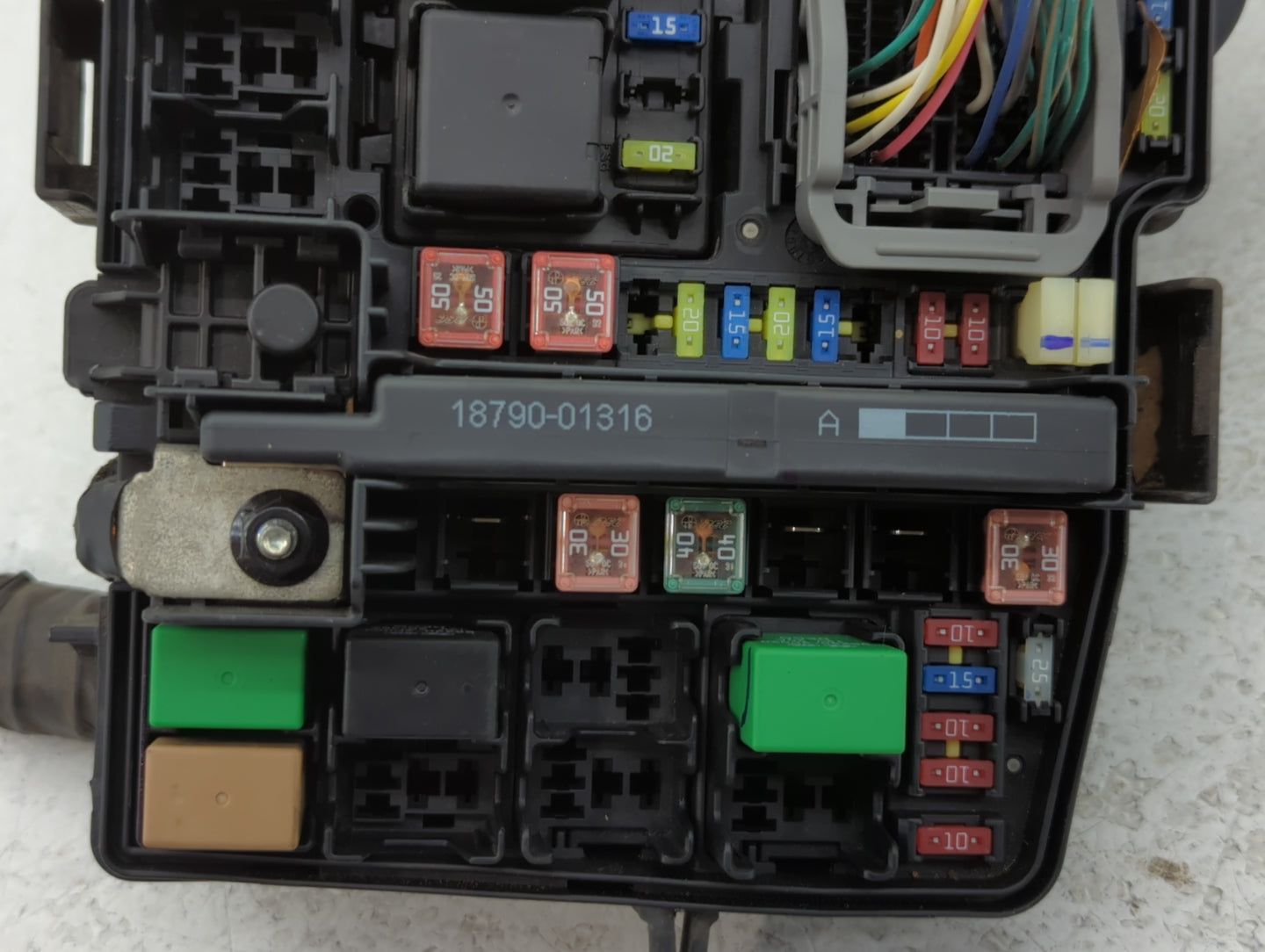 2011-2014 Hyundai Sonata Fusebox Fuse Box Panel Relay Module P/N:VS917503Q070YC Fits Fits 2011 2012 2013 2014 OEM Used Auto 