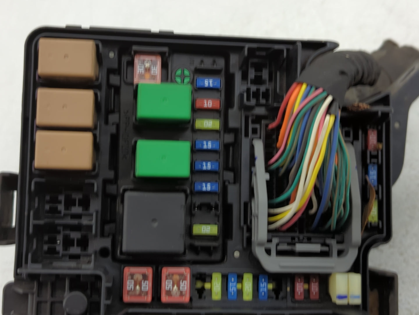 2011-2014 Hyundai Sonata Fusebox Fuse Box Panel Relay Module P/N:VS917503Q070YC Fits Fits 2011 2012 2013 2014 OEM Used Auto 