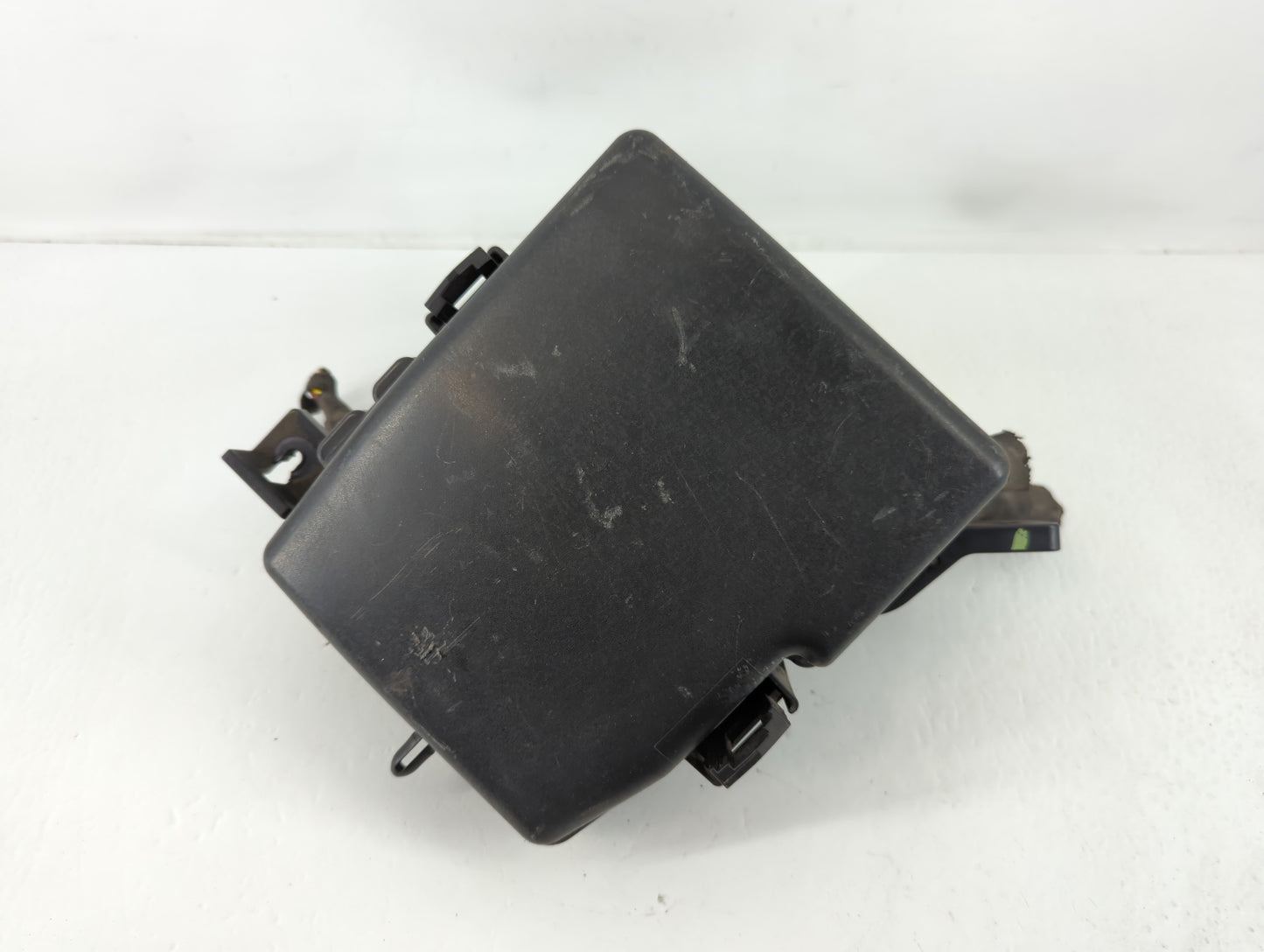 2011-2014 Hyundai Sonata Fusebox Fuse Box Panel Relay Module P/N:91950-3S712 Fits Fits 2011 2012 2013 2014 OEM Used Auto Par