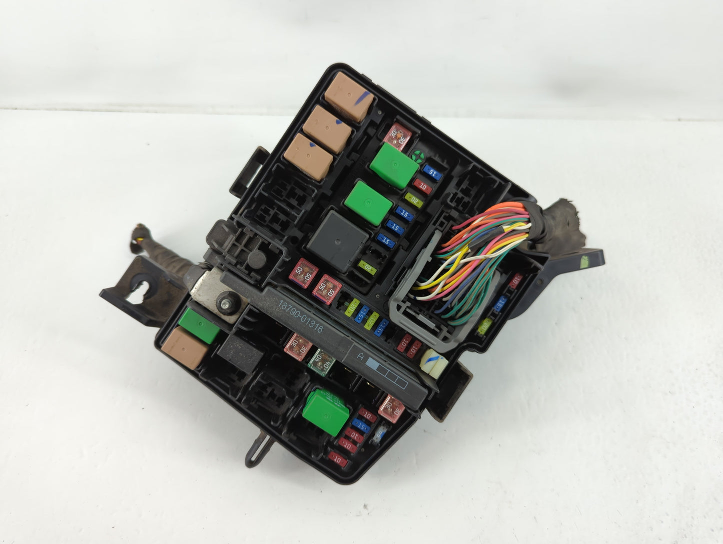 2011-2014 Hyundai Sonata Fusebox Fuse Box Panel Relay Module P/N:91950-3S712 Fits Fits 2011 2012 2013 2014 OEM Used Auto Par
