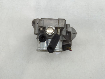 2011-2014 Hyundai Sonata Throttle Body P/N:35100-2G710 Fits Fits 2011 2012 2013 2014 2015 2016 OEM Used Auto Parts