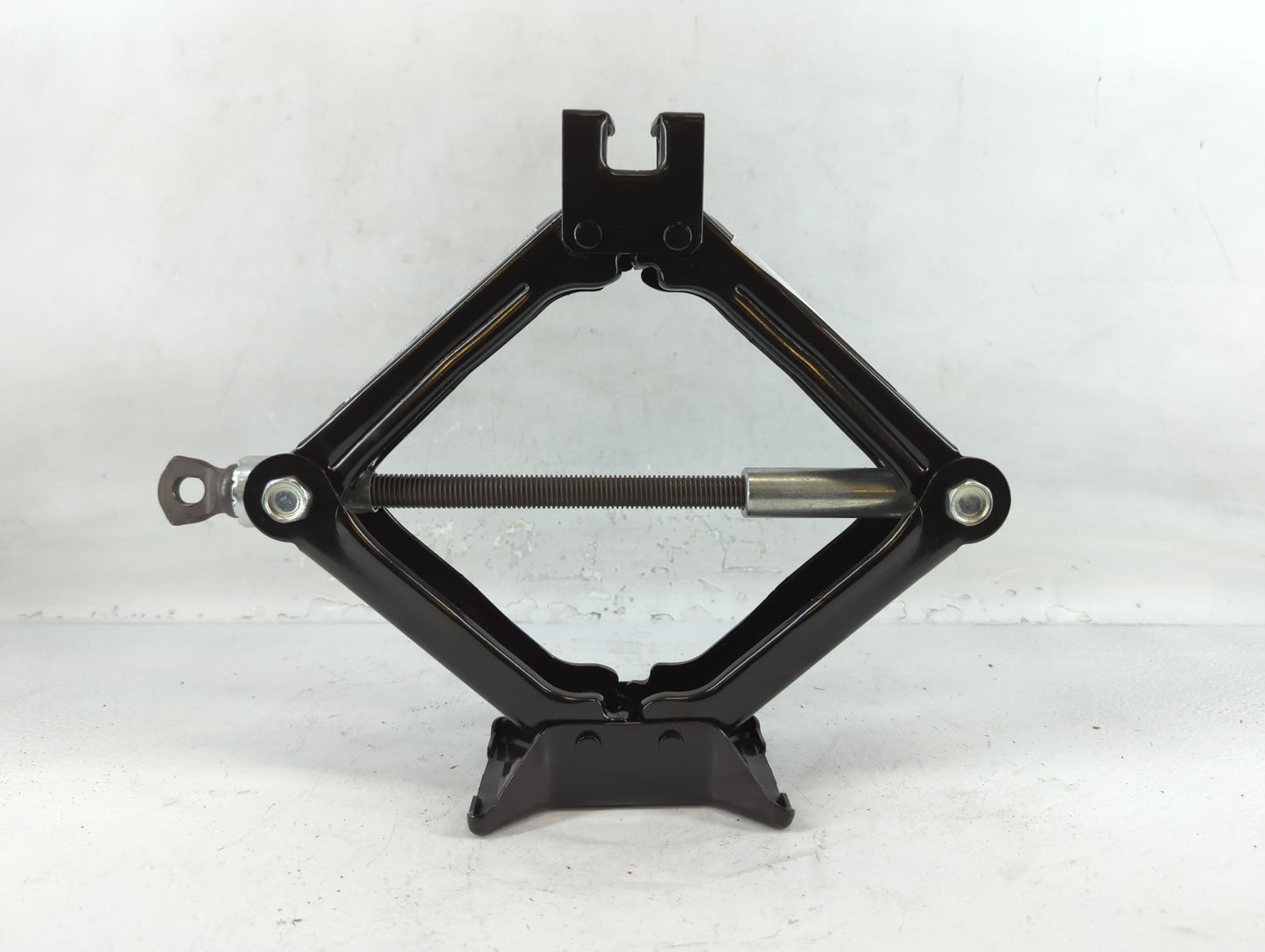 2014 Hyundai Sonata Spare Scissor Car Jack - Oemusedautoparts1.com