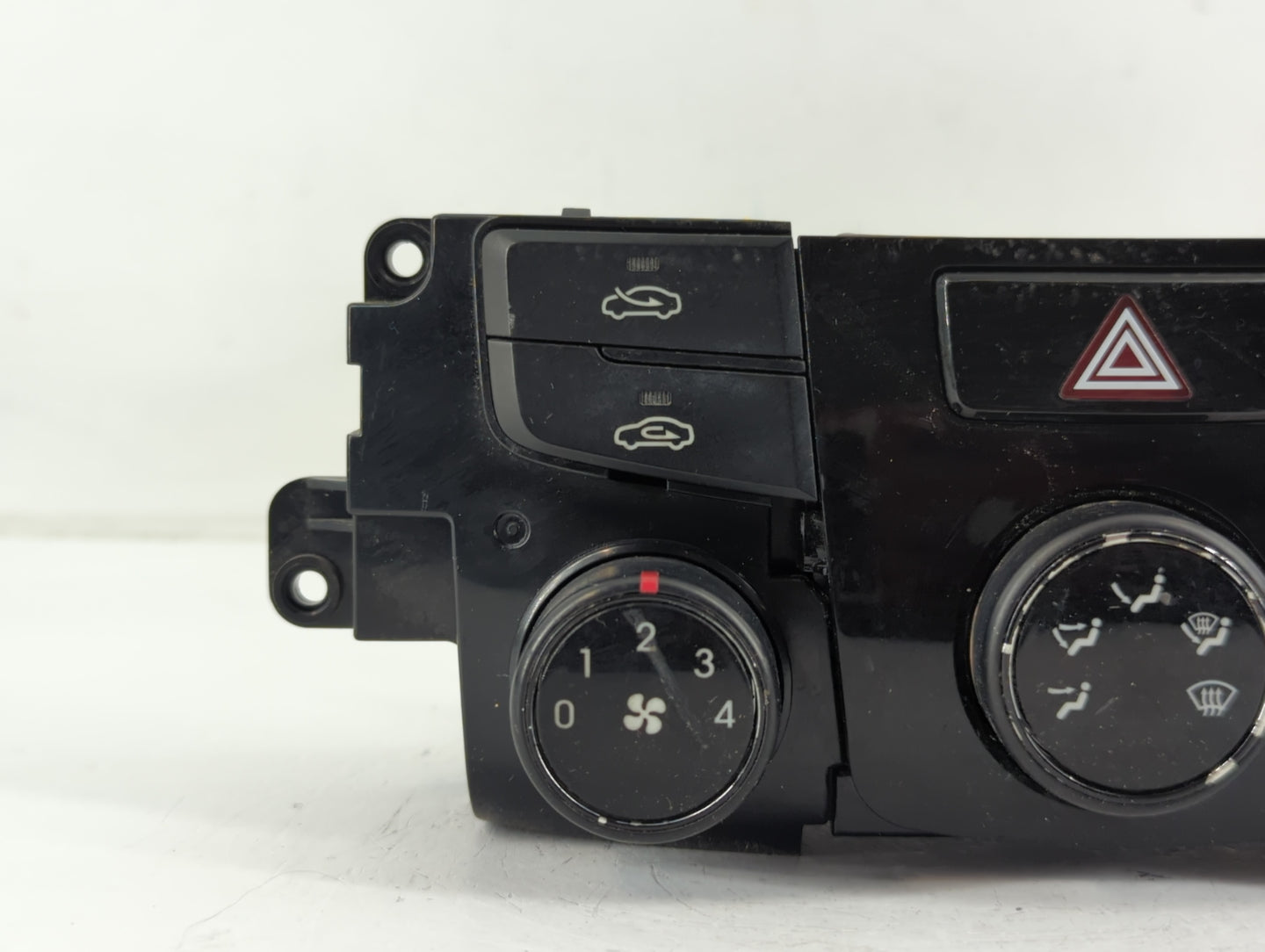 2014 Hyundai Sonata Climate Control Module Temperature AC/Heater Replacement P/N:97250-3Q030 Fits OEM Used Auto Parts - Oemu