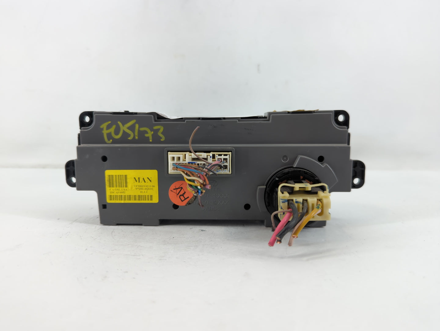 2014 Hyundai Sonata Climate Control Module Temperature AC/Heater Replacement P/N:97250-3Q030 Fits OEM Used Auto Parts - Oemu