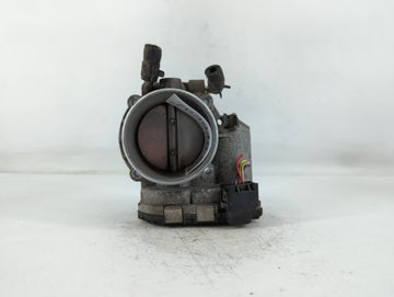 2011-2014 Hyundai Sonata Throttle Body P/N:35100-2G700 Fits Fits 2011 2012 2013 2014 2015 2016 OEM Used Auto Parts - Oemused