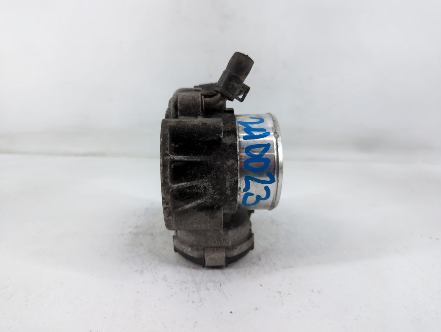 2011-2014 Hyundai Sonata Throttle Body P/N:35100-2G700 Fits Fits 2011 2012 2013 2014 2015 2016 OEM Used Auto Parts - Oemused