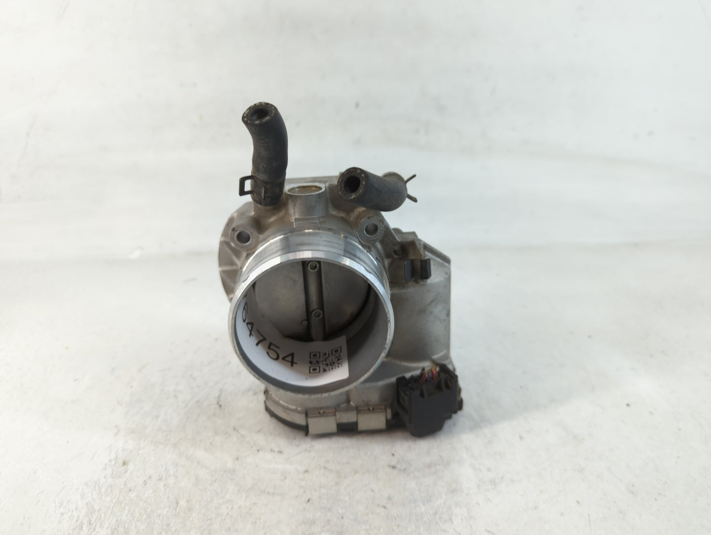 2011-2014 Hyundai Sonata Throttle Body P/N:35100-2G700 Fits Fits 2011 2012 2013 2014 2015 2016 OEM Used Auto Parts - Oemused