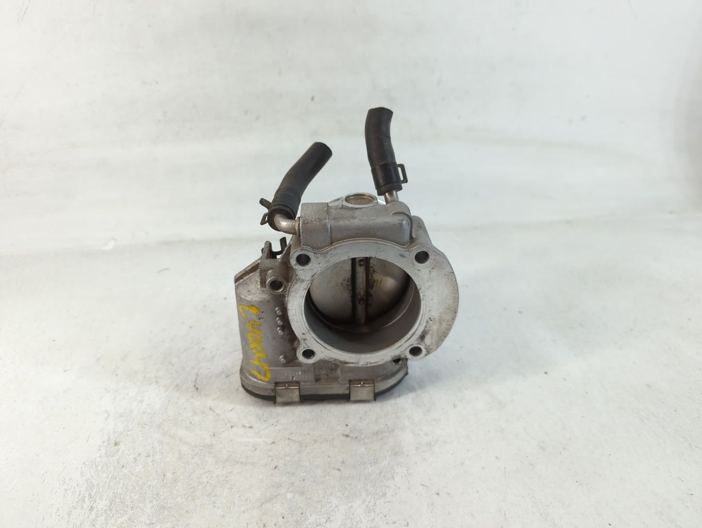 2011-2014 Hyundai Sonata Throttle Body P/N:35100-2G700 Fits Fits 2011 2012 2013 2014 2015 2016 OEM Used Auto Parts - Oemused