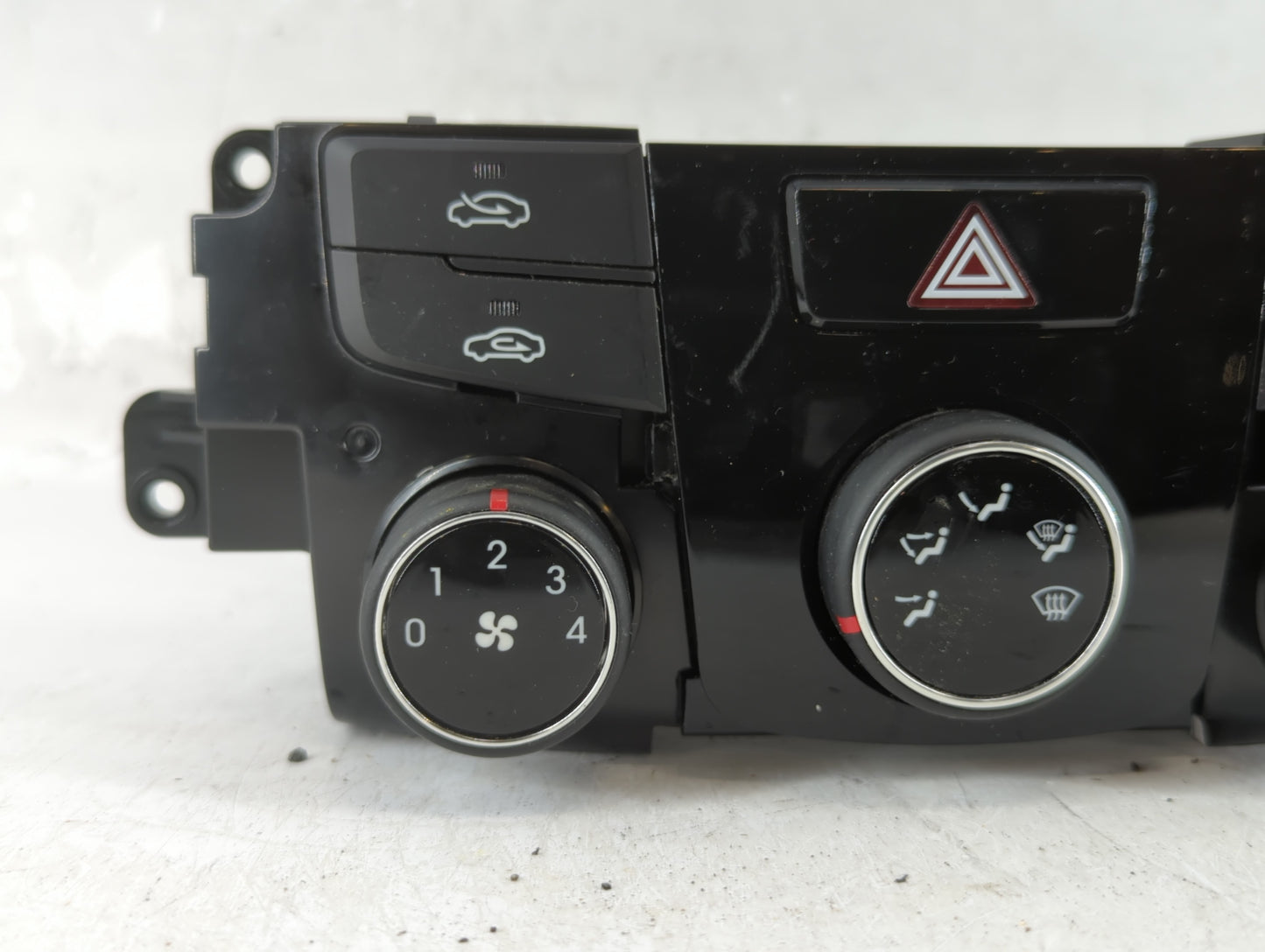 2014 Hyundai Sonata Climate Control Module Temperature AC/Heater Replacement P/N:97250-3Q030 Fits OEM Used Auto Parts - Oemu