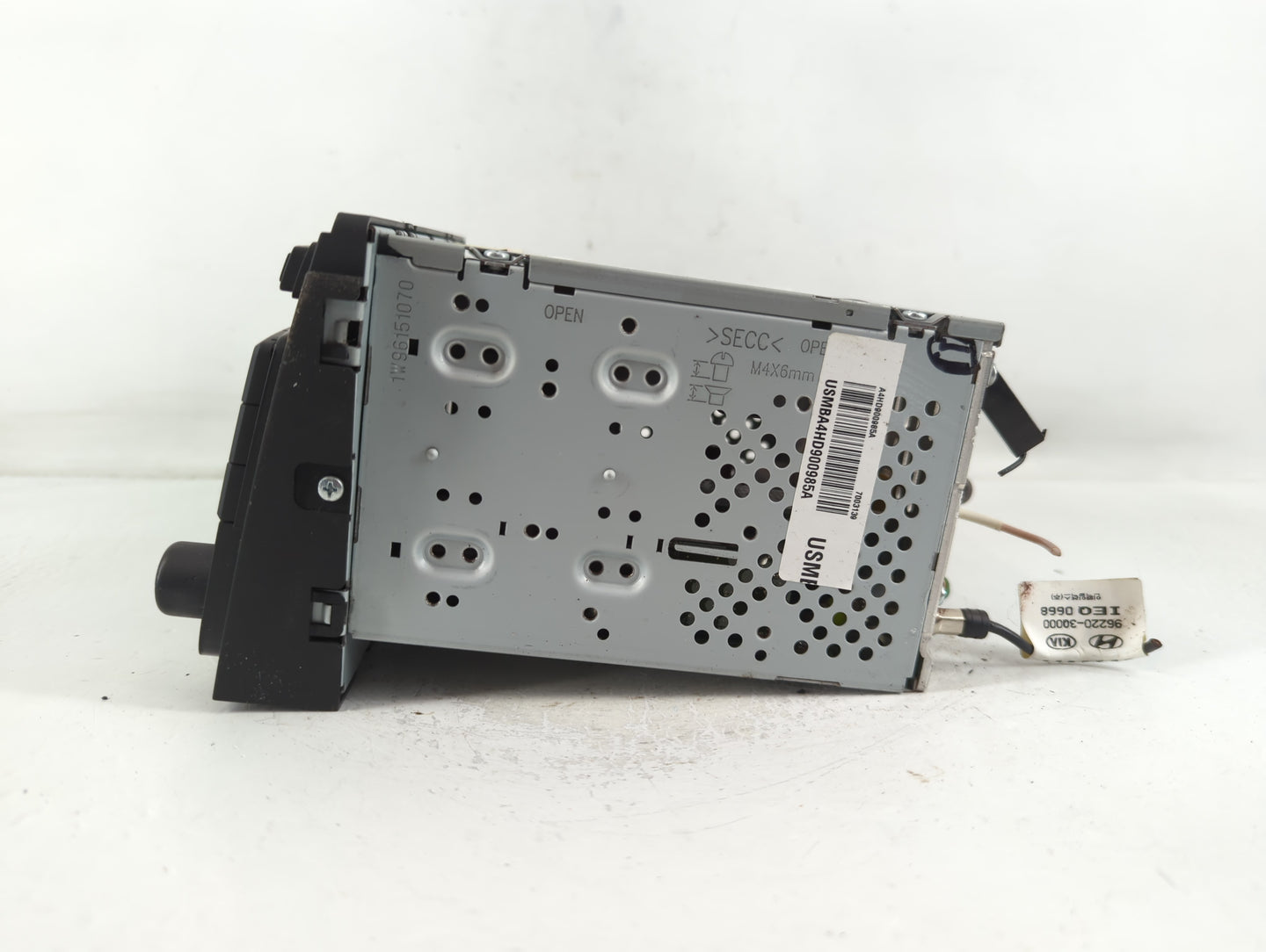 2013-2014 Hyundai Sonata Radio AM FM Cd Player Receiver Replacement P/N:96170-3Q0004X Fits Fits 2013 2014 OEM Used Auto Part