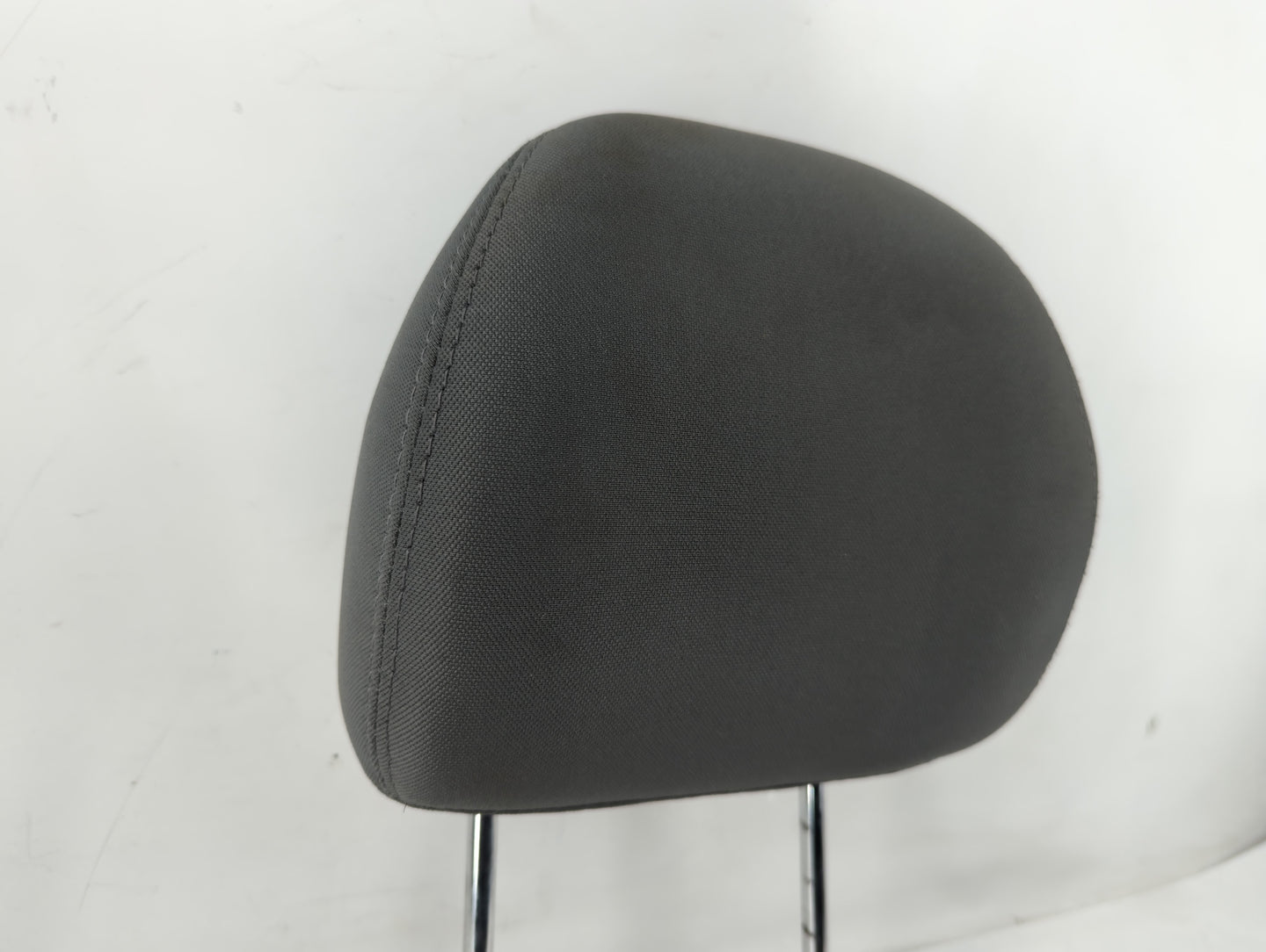 2014 Hyundai Sonata Headrest Head Rest Front Driver Passenger Seat Fits OEM Used Auto Parts - Oemusedautoparts1.com