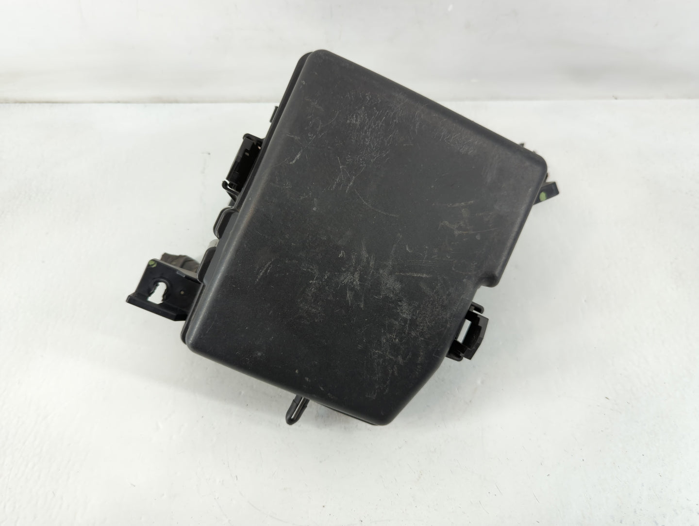 2011-2014 Hyundai Sonata Fusebox Fuse Box Panel Relay Module P/N:91950-3S712 Fits Fits 2011 2012 2013 2014 OEM Used Auto Par